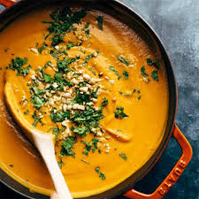 In a large soup pot, heat oil over medium heat. Carrot Soup Recipe Resep Slow Cooker Paleo