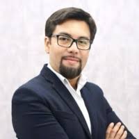 70+ perfiles de «Edward Reyes»