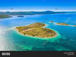 Chorwacja wyspa galesnjak dron 4k. Heart Shaped Island Image Photo Free Trial Bigstock