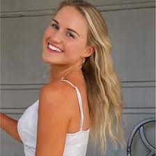 I'm so excited to (finally) share that this summer I was accepted into  Harvard Business School and will join the HBS 2+2 Program!