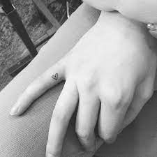 20 Beautiful Minimal Tattoos By Jonboy Designwrld Minimal Tattoo Jonboy Tattoo Tattoos