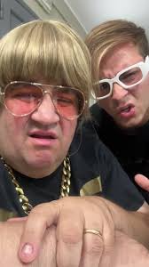 Cantrii e Balli Siciliani: Nuccio e Kevin in Azione