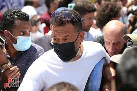 May 21, 2021 · تشييع جنازة الفنان المصري الراحل سمير غانم عقب صلاة الجمعة من مسجد المشير بالقاهرة. Anywpo85ryfdum
