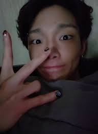 Maybe you would like to learn more about one of these? 200825 Bobby Koniczone Update Look At My Nails Ikon