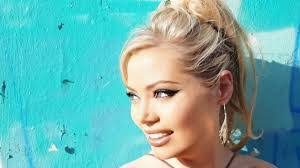 Paloma Hidalgo's Instagram, Twitter & Facebook