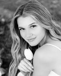 Caitlyn Martin's Instagram, Twitter & Facebook