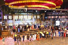 Scoan 29 10 18 special prayer service at the altar. Tb Joshua Twitterissa International Visitors Are Now Praying At The Scoan Altar As They Believe That Their Case Will Not Escape The Anointing Of God Https T Co Eaksa7h84n