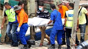 This cluster was detected when the serian division health department conducted screening on all personnel of the malaysian immigration department (mid). Boat Carrying 70 Migrants Sinks Off Malaysia Bbc News