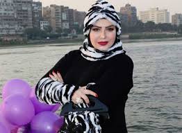 وعلقت ميار على الصورة قائلة. Ù…ÙŠØ§Ø± Ø§Ù„Ø¨Ø¨Ù„Ø§ÙˆÙŠ ØªØ±Ø¯ Ø¹Ù„Ù‰ Ø£Ù†Ø¨Ø§Ø¡ Ø·Ù„Ø§Ù‚Ù‡Ø§ Ø¨ØµÙˆØ±Ø© Ø¬Ø¯ÙŠØ¯Ø© Ù…Ø¹ Ø²ÙˆØ¬Ù‡Ø§ ÙˆÙ…Ø§ Ø¹Ù„Ø§Ù‚Ø© Ø´Ù‚ÙŠÙ‚ØªÙ‡Ø§ ØµÙˆØ±