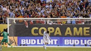 Célébrations des joueurs de barcelone finale copa del rey. Lionel Messi Argentina Forward Retires From International Football Bbc Sport