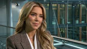 After careful deliberations with my physicians, i had to decide, with… Rafael Van Der Vaart Damian Und Jesslynn Spielen Fussball Im Wohnzimmer