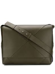 Best men's messenger bags reviews. Bottega Veneta Maxi Weave Messenger Bag Farfetch