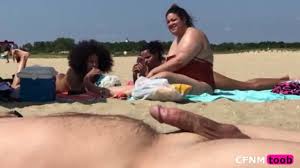 CFNM beach fun 02 - Videos - CFNM Toob