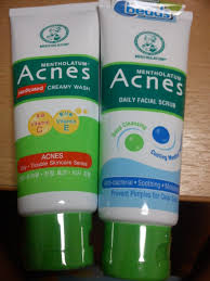 Sponsored Review Acnes Daily Facial Scrub Creamy Wash