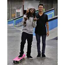 Nyjah huston hasn't revealed anything about his relationship as he likes to keep his life secret. Nyjah Huston On Twitter Wayne Stopped By For A Sesh At The Park After The Show Last Night Http T Co Jdkgvho1kq