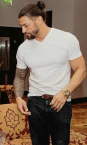 Pin By Kayleen Diane On Roman Reigns Roman Reigns Family Roman Reigns Roman Reigns Wwe Champion