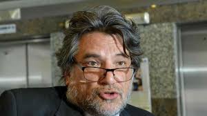 Causa Neonatal: el abogado de Escudero Salama asegura que fue el “pato de  la boda”