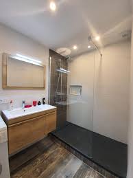 Voici une photo d'un projet de notre designer chloé. Renovation D Une Salle D Eau Et Lingerie Wc A La Rochelle