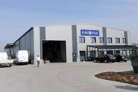 Fuchs europoles ist europas führender hersteller von masten, stützen und tragsystemen. Neuer Eigentumer Von Neumarkter Europoles Sparte Ubernimmt Alle Mitarbeiter Neumarkt Nordbayern De