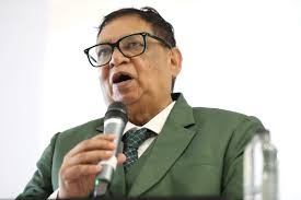 Deputy Minister of Social Development, Mr. Ganief Hendricks, wrapped up the  two-day Policy Colloquium: From Social Grants to Growth held in Sandton,  Johannesburg, emphasising that South Africa must move “from temporary relief