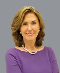 Maureen Mitchell's Instagram, Twitter & Facebook