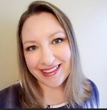 Meredith Crum's Instagram, Twitter & Facebook