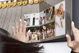 The 5th anniversary is a special anniversary for couples. 30 Different 5th Wedding Anniversary Gifts Ideas Styles At Life