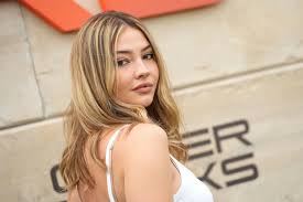 Outer Banks Star Madelyn Cline Shares Tearful Video as Season 5 Filming  Begins: Excited to Go Back One Last Time