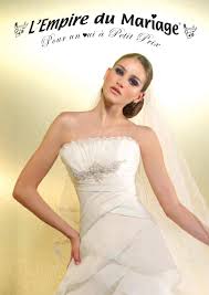 Notre équipe expérimentée sera présente pour vous conseiller au mieux dans le choix de votre robe de mariée. L Empire Du Mariage Collection 2010 By Le Site Du Mariage Issuu