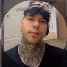 Alan Martins's Instagram, Twitter & Facebook