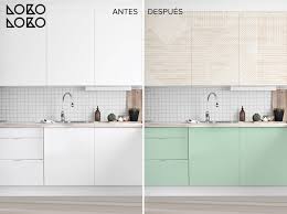 #vinilo cambia radicalmente el aspecto de tu cocina al forrar con vinilo los muebles de la cocina. Antes Y Despues Renovar Cocinas Blancas Con Vinilos De Imitacion Madera Y Vinilos De Colores Lisos