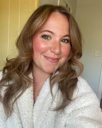 Tabitha Edwards's Instagram, Twitter & Facebook