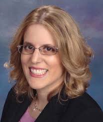 Michal Loving '02 Named First Female Rabbi at Florida Temple