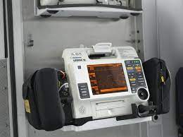 Defibrillator Anwendung Funktion Aufbau Und Kosten