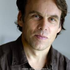 Rob Hendriks's Instagram, Twitter & Facebook