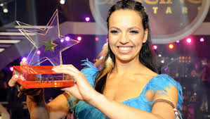 Die besten pinnwände von petra frey. Ein Wunschkind Schlager Beauty Petra Frey Wird Mama Krone At