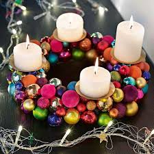 Farblich könnt ihr den adventskranz natürlich nach eurem geschmack gestalten wenn bunte kugeln und kerzen verwendet. Basteln Zu Weihnachten Mit Kindern 3 Inspirierende Ideen