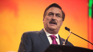 Michael james lindell (born june 28, 1961), also known as the my pillow guy, is an american businessman, conspiracy theorist, and the ceo of my pillow, inc., a company he founded in 2009. I Think This Interview Is Over Mike Lindell Denies Ever Making His Own Doomed Prediction Of Trump S Return Alternet Org
