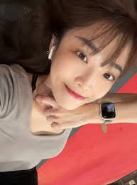 cherry blossom festival 新功能🆕按讚有花花🌸🌸 小小肌肉和我的咖啡色眼睛兒♥️ 志在不要有掰掰袖就好🥹