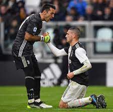 Merih demiral, juventus idmanında buffonun koruduğu kalenin örümcek ağlarını böyle alıyor. Merih Demiral On Twitter Un Grande Vittoria Sempre Avanti 3 Finoallafine Https T Co Igs7mqv5g4 Twitter