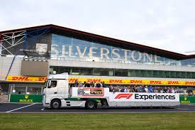 For prices, availability and further information on any of our 2021 british grand prix hospitality packages please email us at. Formel 1 Grosser Preis Von Grossbritannien 2021 Trophy Ticketpaket