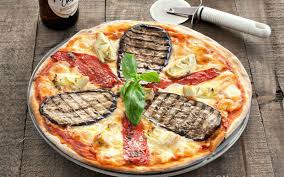 That S Amore 10 Classic Italian Pizza Recipes That Are Pure Happiness In Pie Form Italian Recipes Recipes Italian Pizza