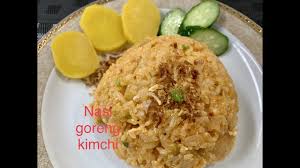 Angkat.nasi goreng kimchi tuna siap dihidangkan dan dinikmati. Nasi Goreng Kimchi Kimchi Nasi Goreng Youtube
