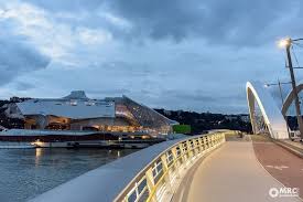 Lyon Musee Des Confluences Depuis Le Pont Raymond Barre D Autres Photos Sur Flickr Onlylyon Https Flic Kr Ps Zk1jf Tous Droit Raymond Barre Pont Passerelle