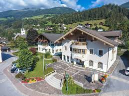 Wald im pinzgau ist eine gemeinde im bezirk zell am see im land salzburg. Kristallbad Wald Beitrage Facebook
