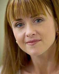 Toni Marsh's Instagram, Twitter & Facebook