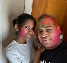 Getting home with my family after supporting our wonderful Indian 🇮🇳  American 🇺🇸 community's celebration of Holi in Passaic. Español Llegando  a casa con mi familia después de apoyar la celebración de