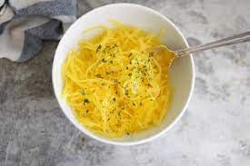 Tia mayai katika karanga na kisha. Jinsi Ya Kupika Squash Spaghetti