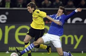 Auf dazn kann man nur die highlights von dem spiel anschauen. Revierderby Zwischen Schalke Und Dortmund Herne West Gegen Ludenscheid Nord Fussball Stuttgarter Zeitung