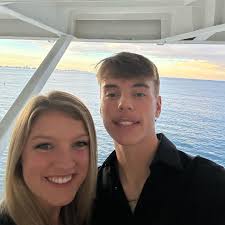 Jenna Betts (@jennabetts_) • Instagram photos and videos